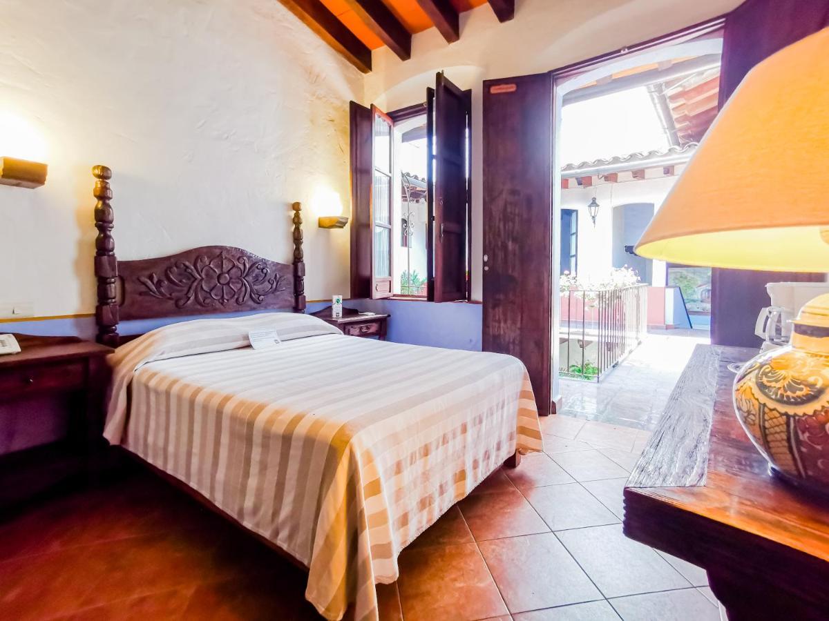 Meson Del Alferez Xalapa Hotel Exterior photo